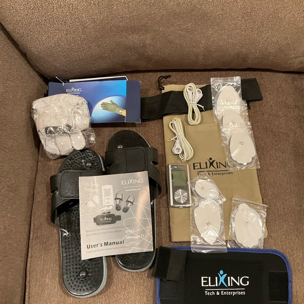 Elixing IPRO Massager IV & accessories (over $400 value)